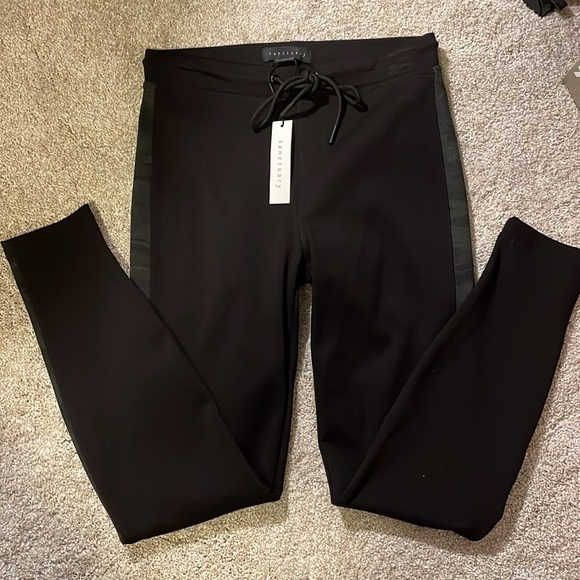 NWT Sanctuary  New Attitude Leggings with Camo Side Stripe - Picture 6 of 6